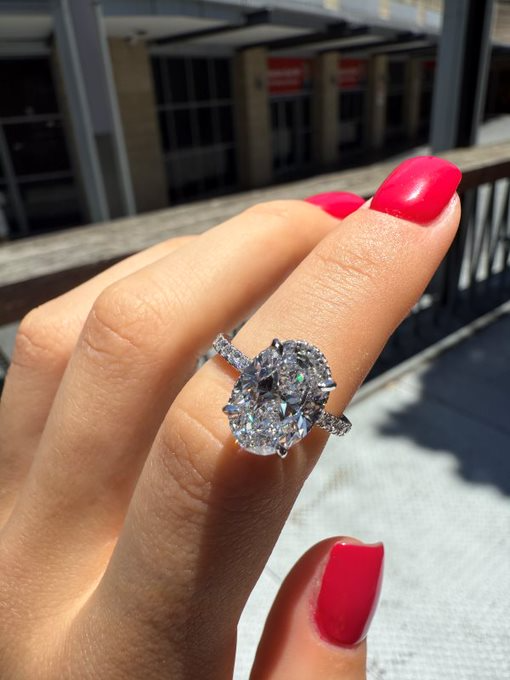 Maia – Oval Solitaire with Hidden Halo and Pavé